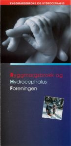 Forside til brosjyren Ryggmargsbrokk og Hydrocephalus-foreningen