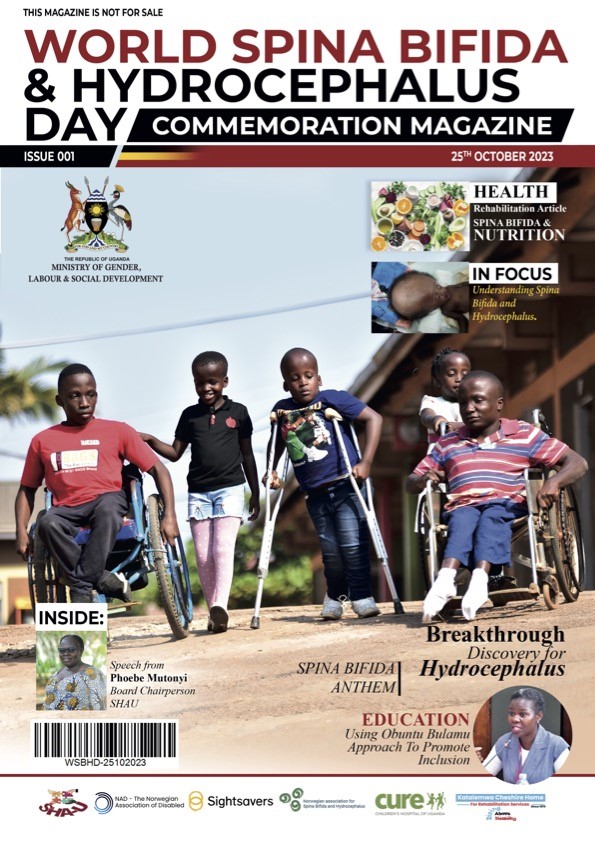Forsidebilde av SHAU sitt magasin om egen forening. Viser fem barn og unge i Uganda.